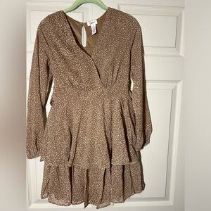 Saks Fifth Ave dress size small